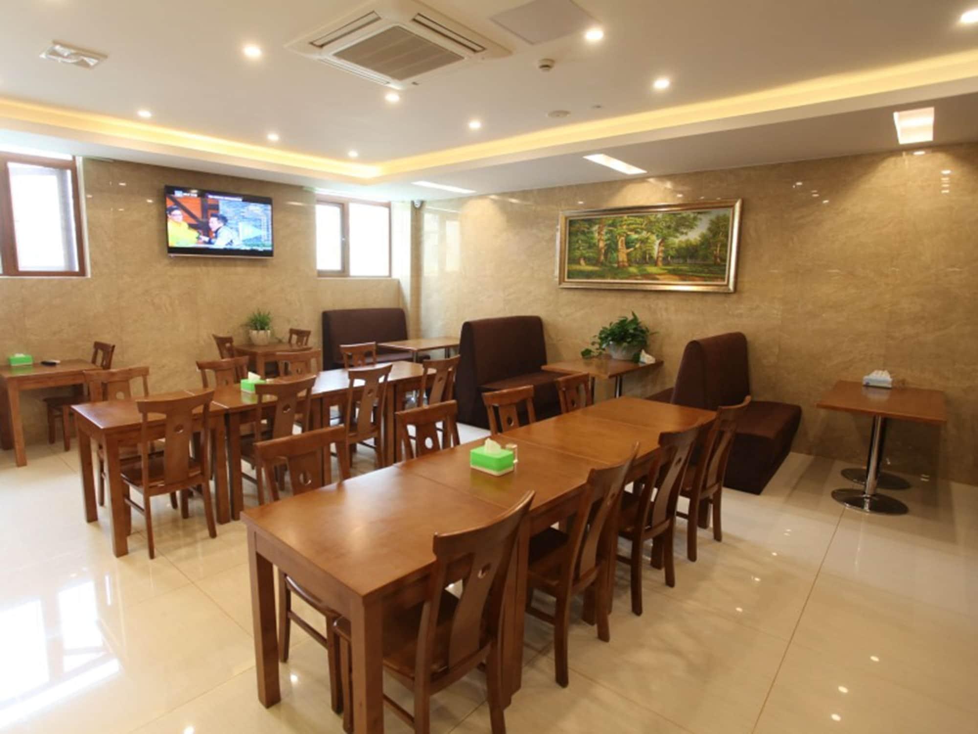 Vatica Shangdong Zaozhuang Tengzhou Railway Station Hotel Eksteriør billede